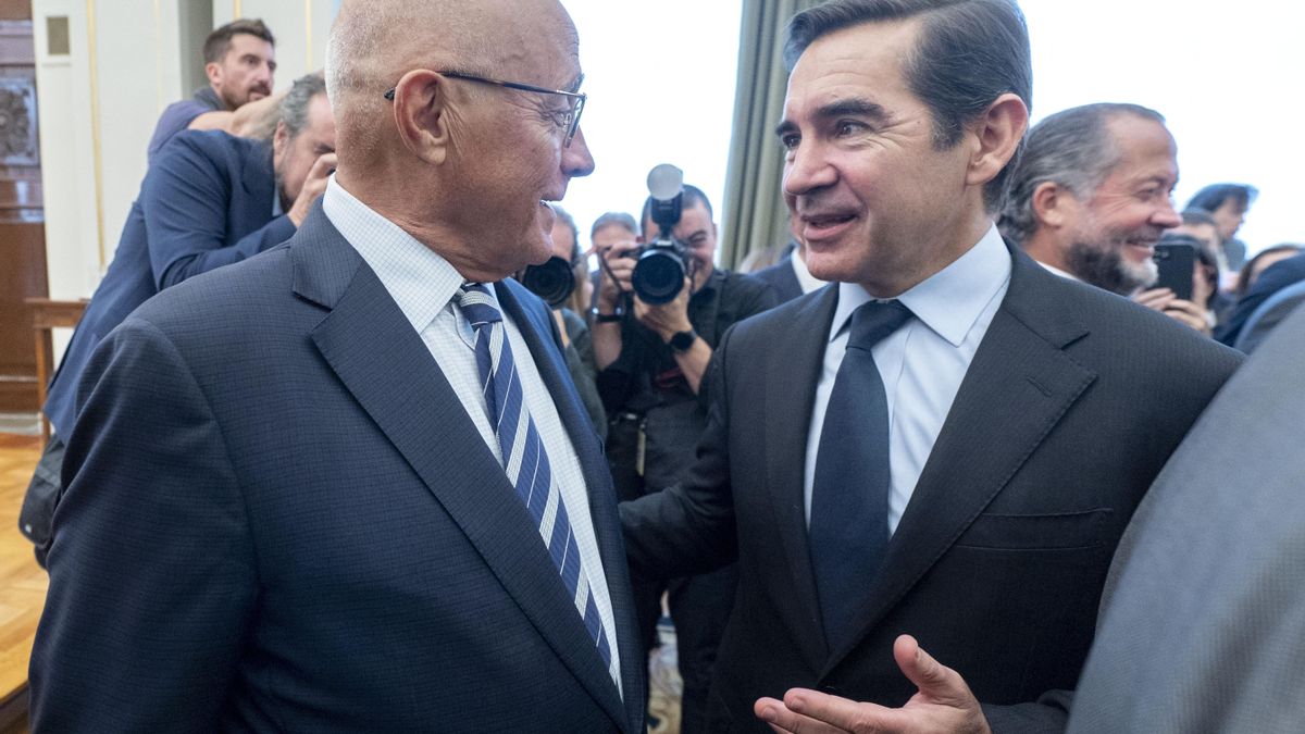 La OPA de BBVA sobre Sabadell entra en su mes clave: turno para los accionistas y dudas sobre el precio