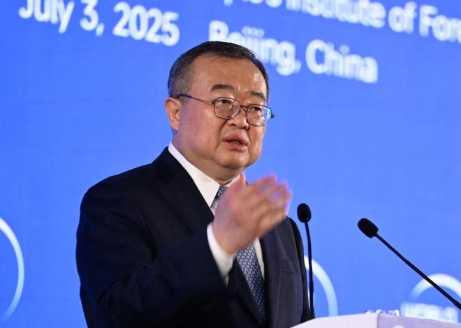 China detiene a un diplomático en las quinielas para ser ministro de Exteriores, según el Wall Street Journal
