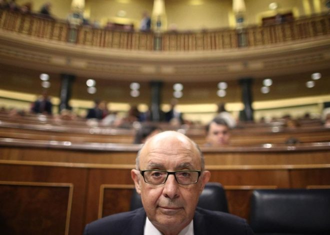 Una jefa de Hacienda y hermana de dos imputados del ‘caso Montoro’ es casera de una empresa acusada de fraude en el IVA