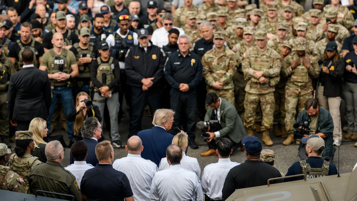Trump se da un paseo triunfal por el Washington militarizado: “Vamos a estar aquí por un buen tiempo”