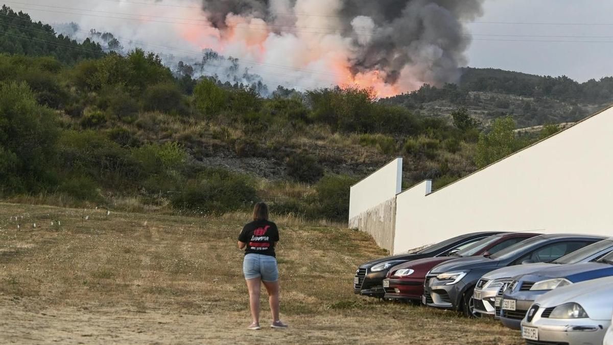 Voluntarios contra los incendios: una presencia recogida en la legislación, pero que genera recelos en el operativo
