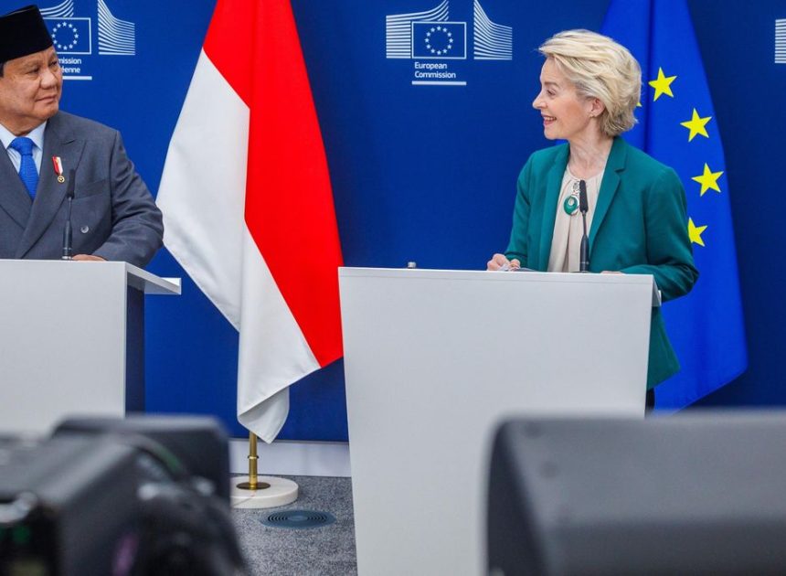 La UE firma con Indonesia un acuerdo comercial que elimina el 98,5% de los aranceles