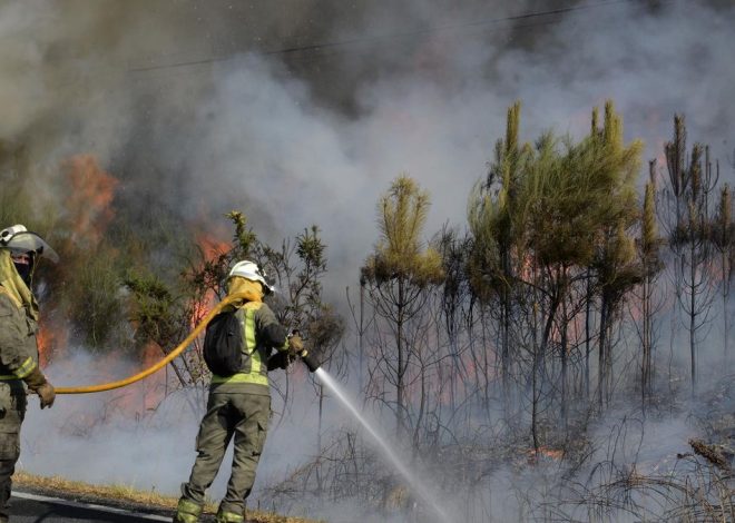 Bomberos de Ourense denuncian que hacen 400 horas extra al año sin cobrar
