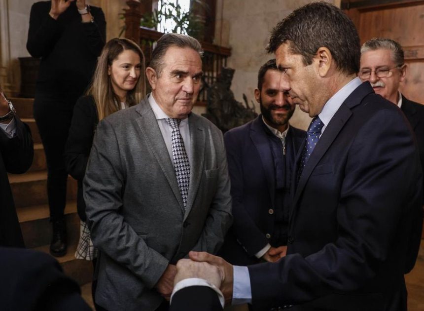 Mazón remodelará su Gobierno el 5 de noviembre por la espantada de Gan Pampols, su fichaje estrella para la reconstrucción