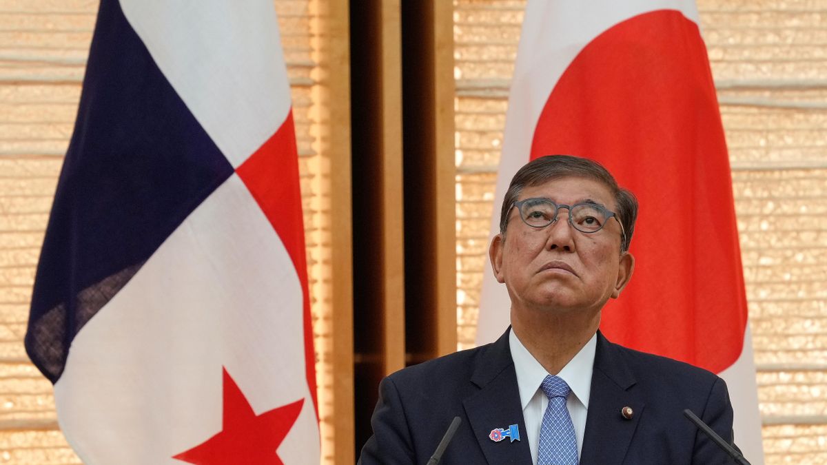 Dimite el primer ministro japonés antes de la cita clave de su partido para decidir su futuro