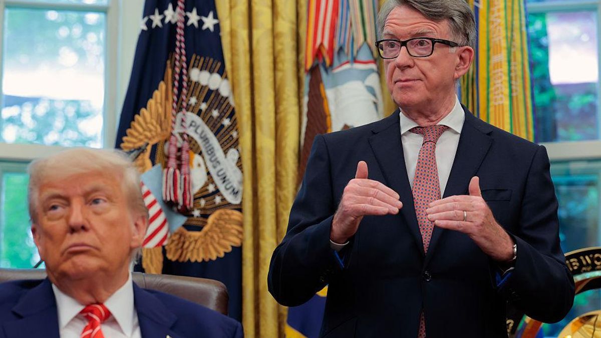 Starmer despide a Peter Mandelson, el embajador en EEUU, por su relación con Epstein
