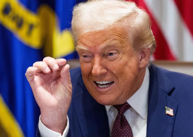 Trump anuncia un decreto para exigir la identificación de los votantes y restringir el voto por correo en un nuevo desafío constitucional