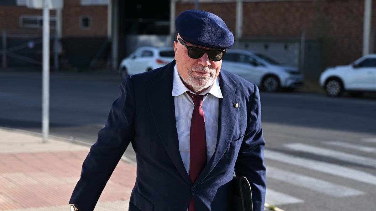 La sala de apelaciones de la Audiencia Nacional rebaja de 19 años a 13 la primera condena a Villarejo