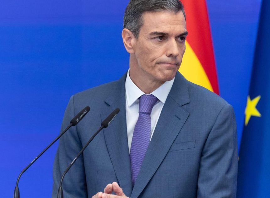 Sánchez responde a Tellado tras decir que «cavarán la fosa» del Gobierno: «Es un insulto a miles de españoles y una apelación encubierta a la violencia»
