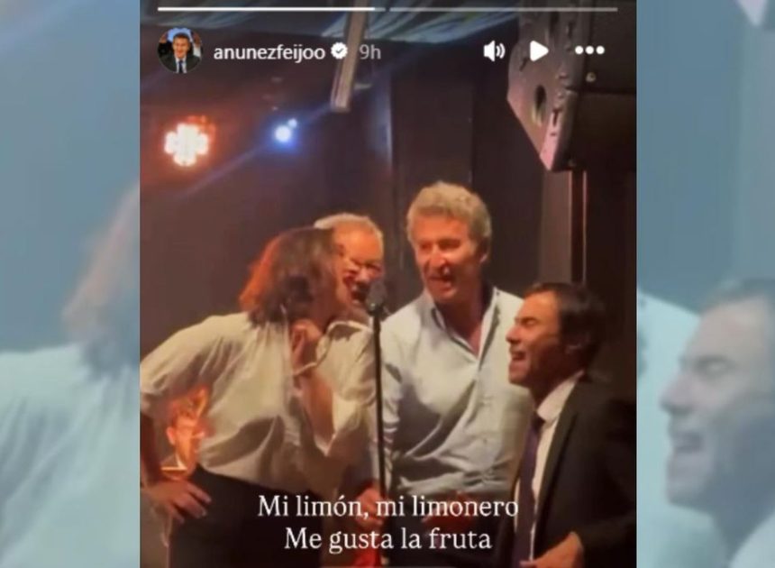 Feijóo se sube a un karaoke para cantar y hacer suyo el «me gusta a la fruta» contra Sánchez