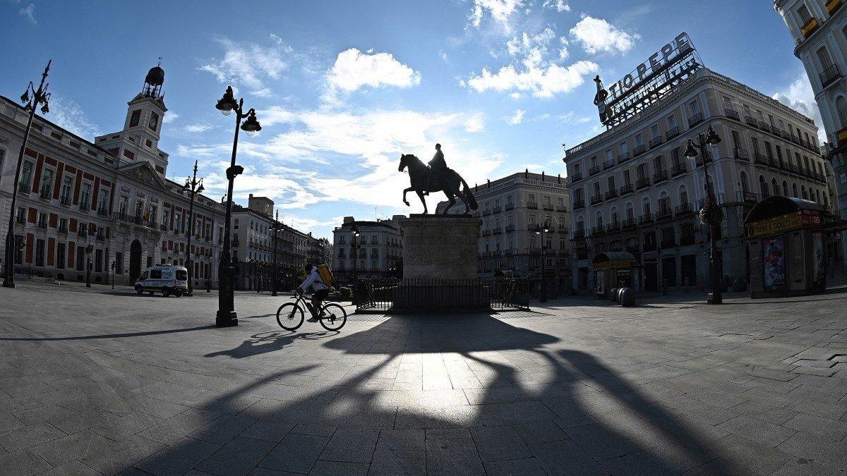 Las temperaturas se mantienen por encima de los 30 grados en Madrid en otra jornada de tiempo estable