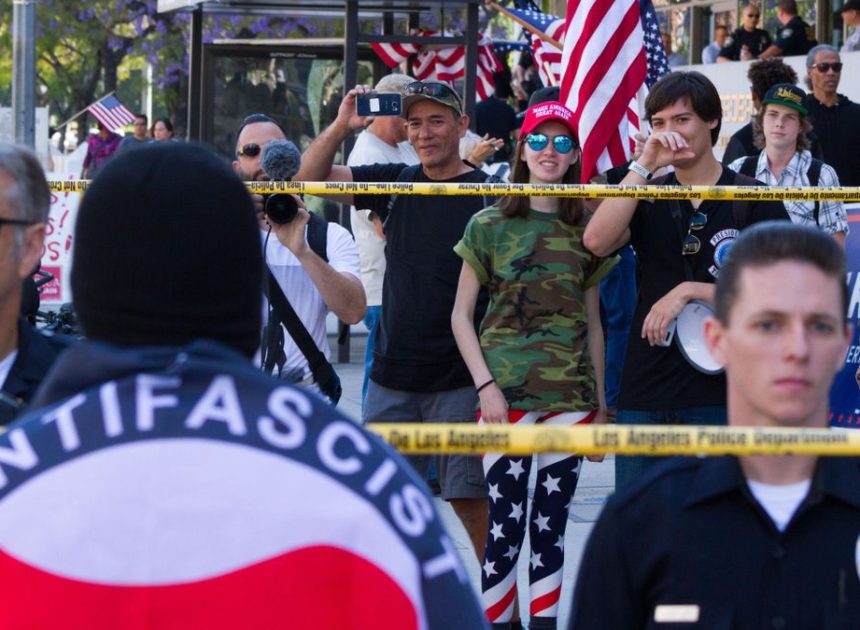 Trump designa Antifa organización terrorista, a pesar de que ni siquiera es una organización