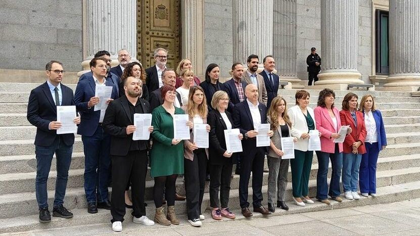 El bloqueo en la comisión del Congreso sobre la dana podría salvar a Mazón de comparecer antes del aniversario
