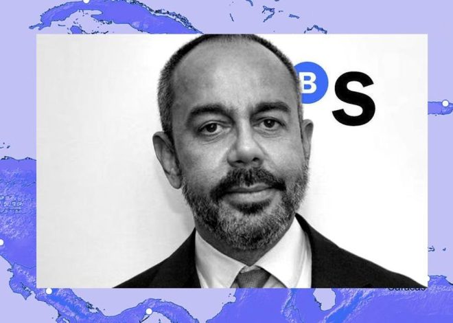 El inversor mexicano David Martínez acudirá a la OPA de BBVA y venderá su 3,8% de Sabadell