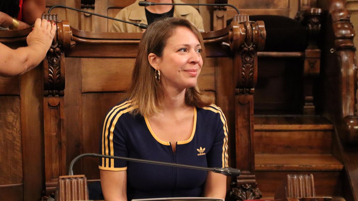 La líder de Barcelona en Comú Janet Sanz deja la política