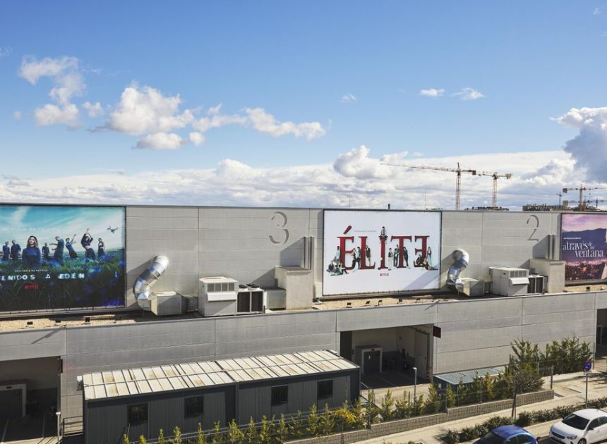 Tres Cantos, el gran set de rodaje donde Netflix echa raíces: «Es un referente de la producción audiovisual en Europa»