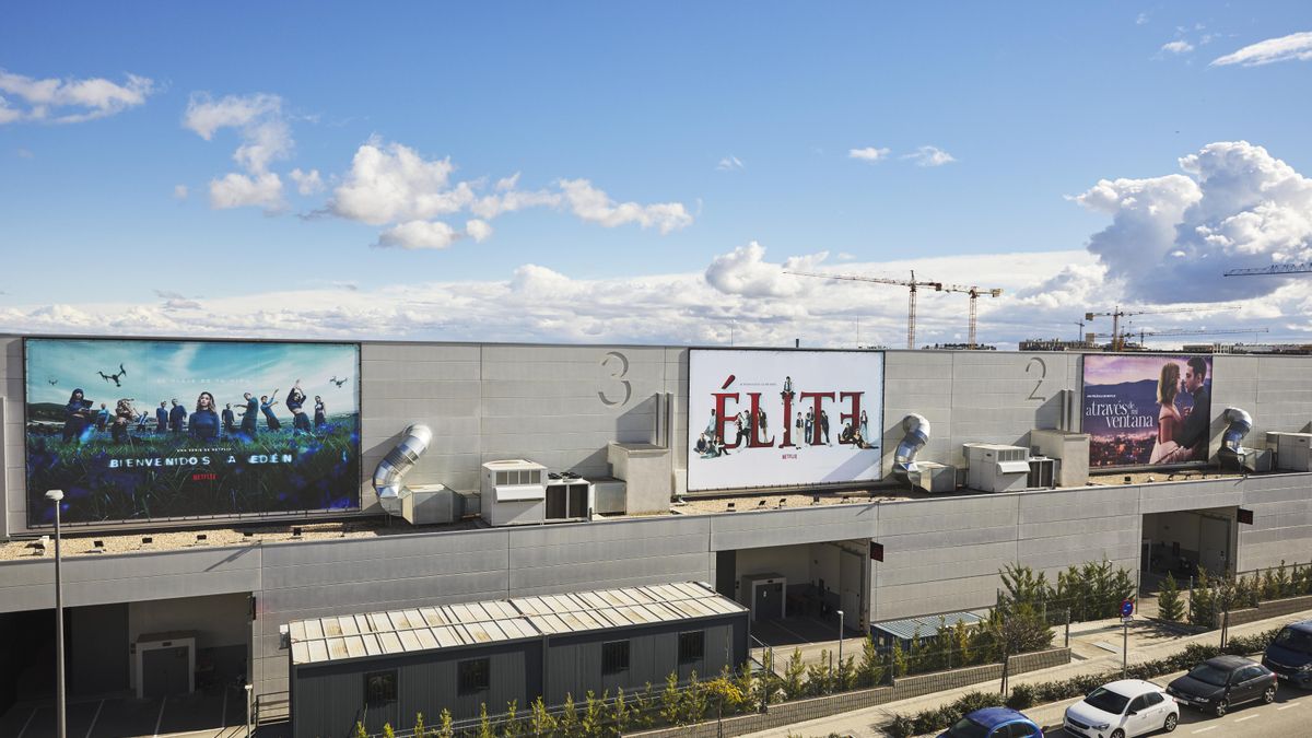 Tres Cantos, el gran set de rodaje donde Netflix echa raíces: «Es un referente de la producción audiovisual en Europa»