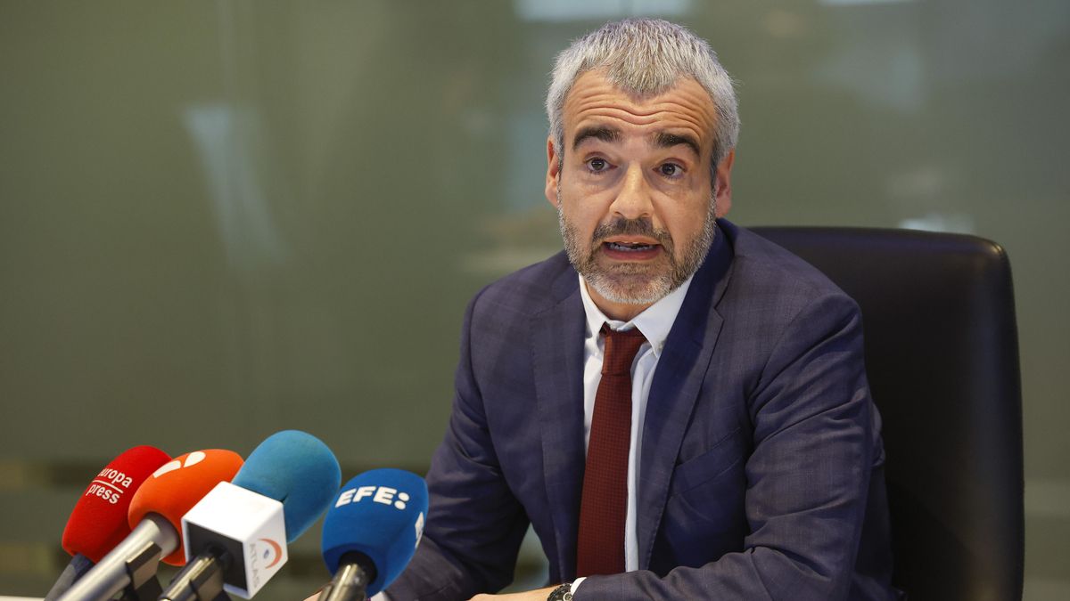 Aena acusa a Ryanair de “fariseísmo”, “mala educación” y “chantaje” por el recorte de rutas y aeropuertos