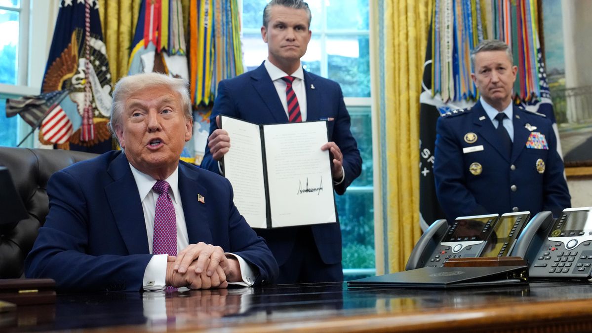 Trump firma la vuelta del Departamento de Guerra a EEUU: «Habíamos decidido ser ‘wokes’ que no querían ganar batallas»
