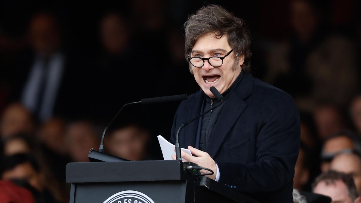 Milei cancela su viaje a España tras el batacazo electoral y no asistirá al evento ultra de Vox