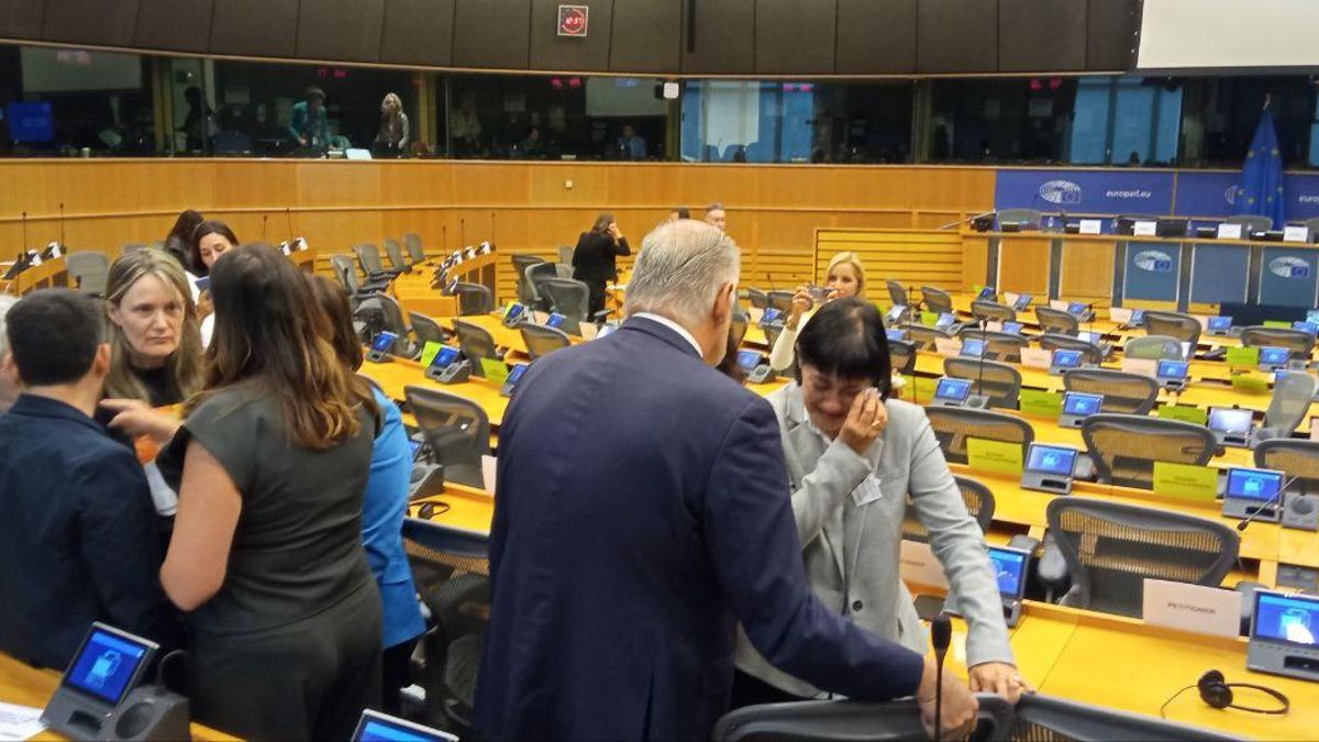 Los familiares de las víctimas de la DANA piden «justicia, verdad, memoria y reparación» en el Parlamento Europeo