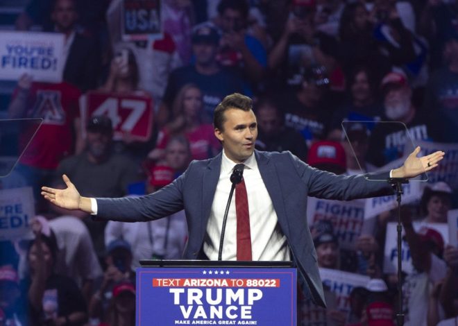 Charlie Kirk, activista ultra y aliado de Trump, en estado crítico tras recibir un disparo en un acto en la universidad de Utah