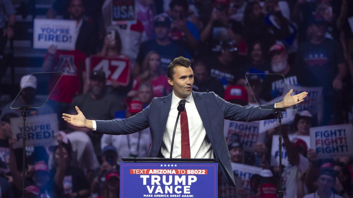 Charlie Kirk, activista ultra y aliado de Trump, en estado crítico tras recibir un disparo en un acto en la universidad de Utah