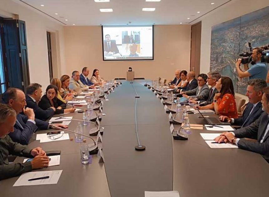 La Oficina de Conflicto de Intereses investiga a la presidenta del Puerto de Valencia por el cobro de dietas irregulares