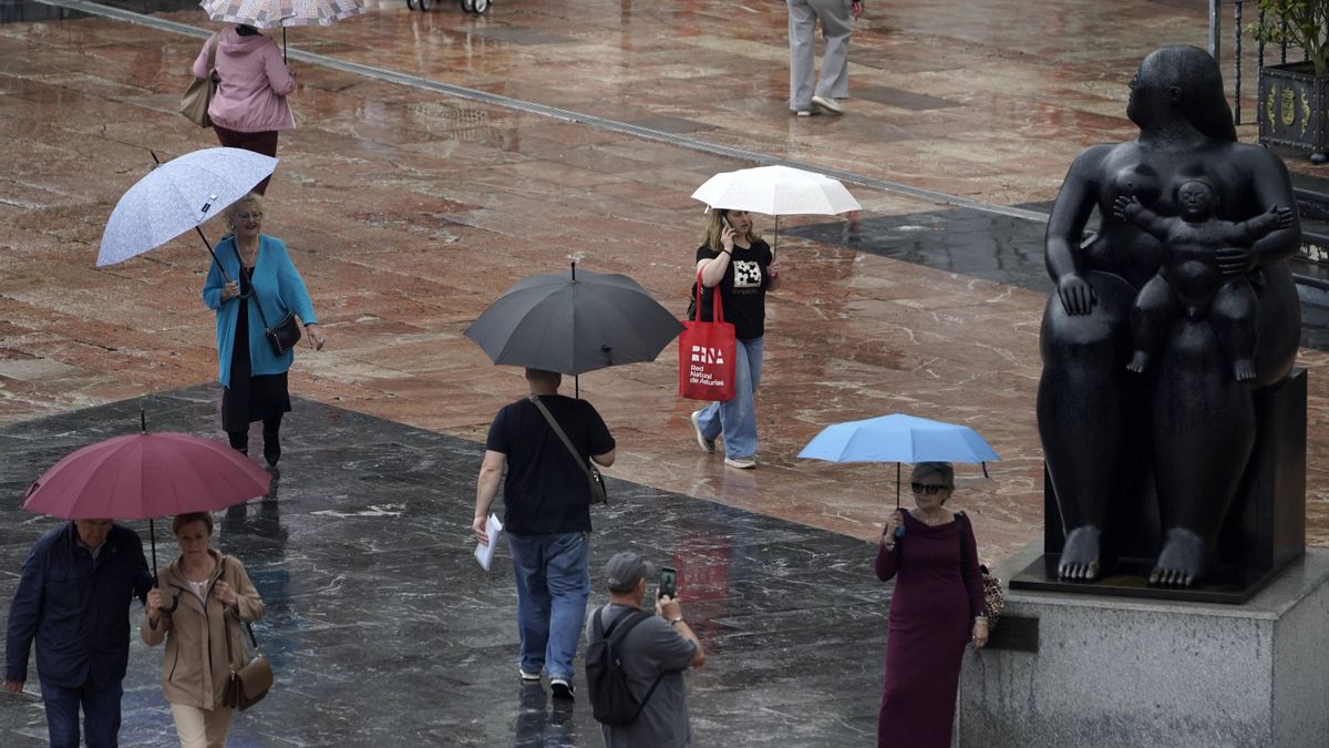 La Aemet advierte de lluvias fuertes en el Mediterráneo y activa avisos en dos comunidades