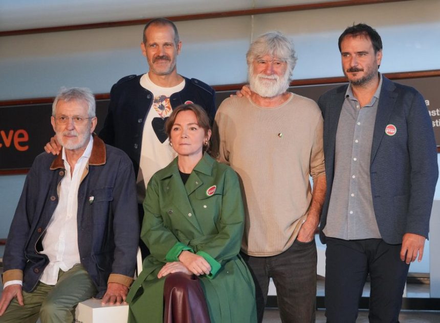 Los Moriarti emocionan con ‘Maspalomas’, una mirada a cómo los ancianos LGTB vuelven al armario en la residencia