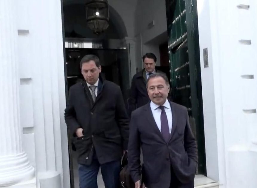 El juez archiva la causa contra el líder del PP de Sevilla al no apreciar indicios de delito en la concesión de un tanatorio