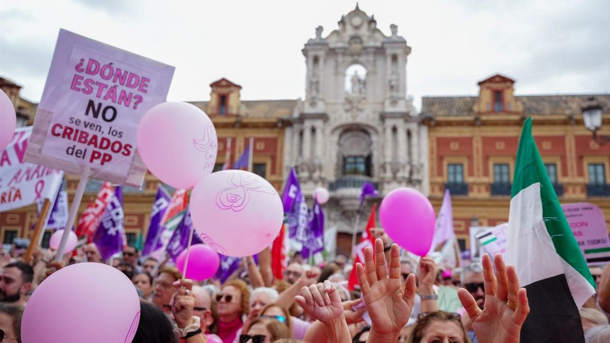 El PP andaluz califica como «fracaso absoluto» la protesta «contra Moreno» por los fallos en los cribados de cáncer