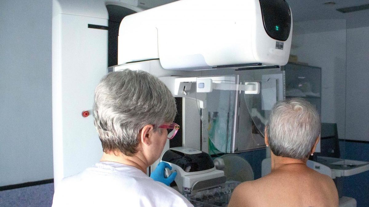 La asociación Amama asegura que hay «varias mujeres muertas» por los retrasos en el cribado del cáncer de mama