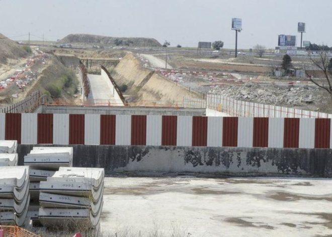 El Gobierno de Ayuso urge ahora al Ministerio a agilizar el tren de Móstoles a Navalcarnero que la Comunidad descartó y llama “moroso” a Óscar Puente
