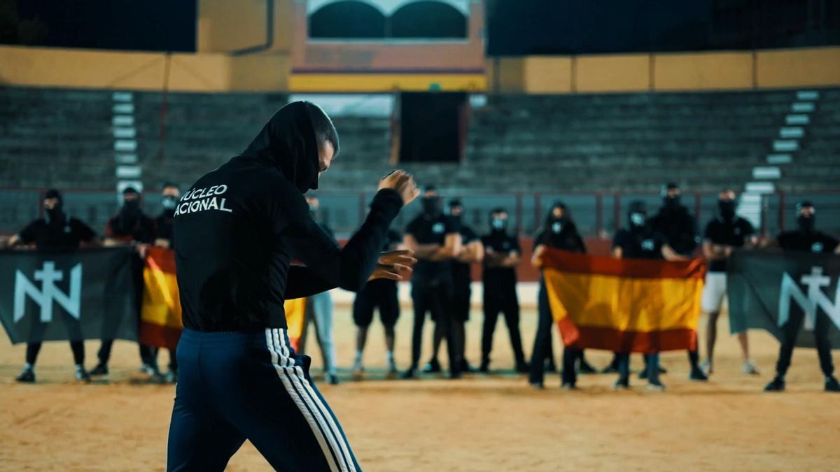 El Ayuntamiento de Algete niega haber autorizado el evento de artes marciales y “testosterona” del grupo neonazi Núcleo Nacional en su plaza de toros