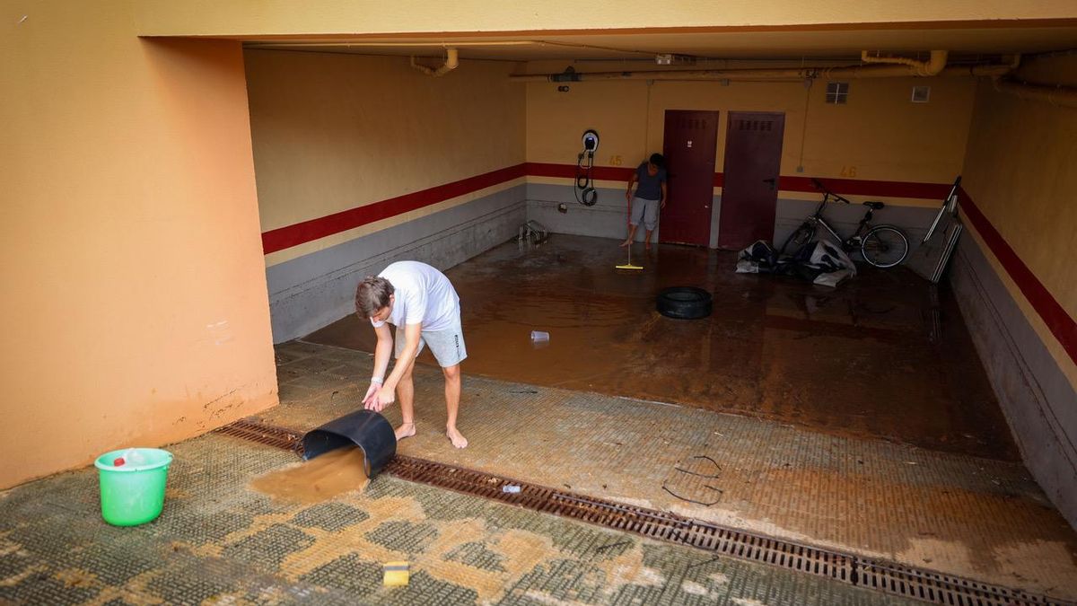 La tormenta del siglo inunda casas y tumba chabolas en Ibiza: “Nunca había visto nada igual”