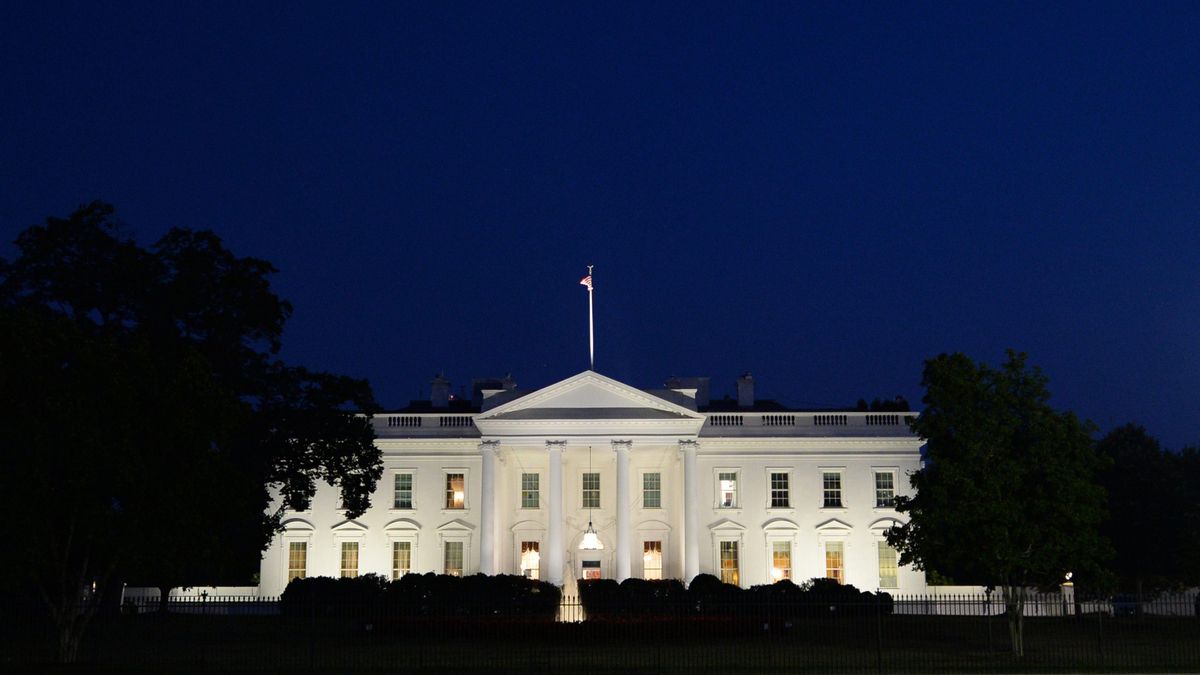 Estados Unidos inicia un cierre de gobierno por la falta de apoyos de Trump en el Senado