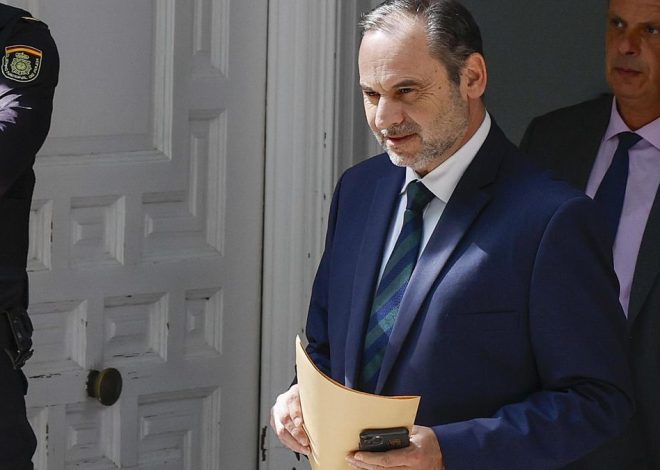 El juez Puente plantea al Congreso una reforma que impida a Ábalos ser diputado  y Armengol recuerda que su papel «no es opinar sobre las leyes»