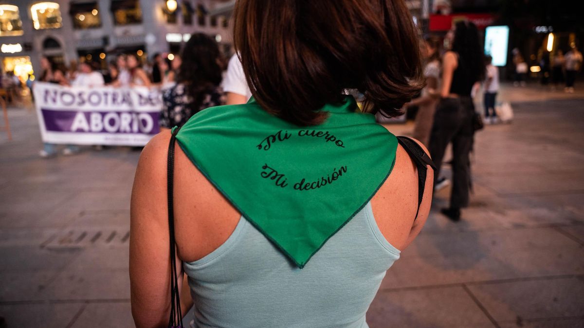 El Gobierno quiere blindar el aborto en la Constitución con una reforma que no implique la disolución de las Cortes