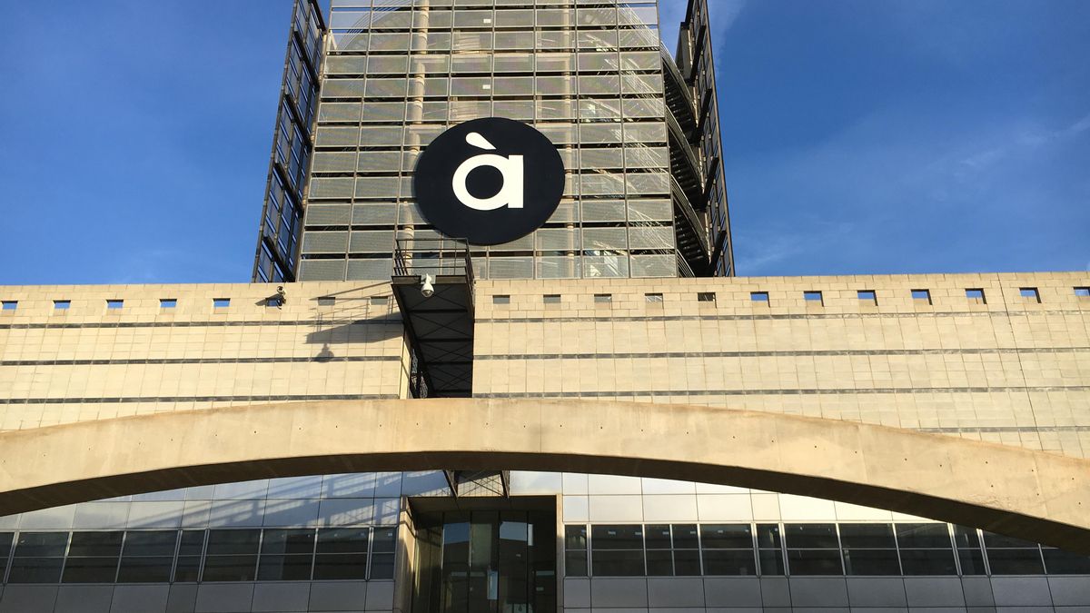 Una segunda periodista deja À Punt al activar la cláusula de conciencia por el cambio de línea editorial: “Sentía impotencia”