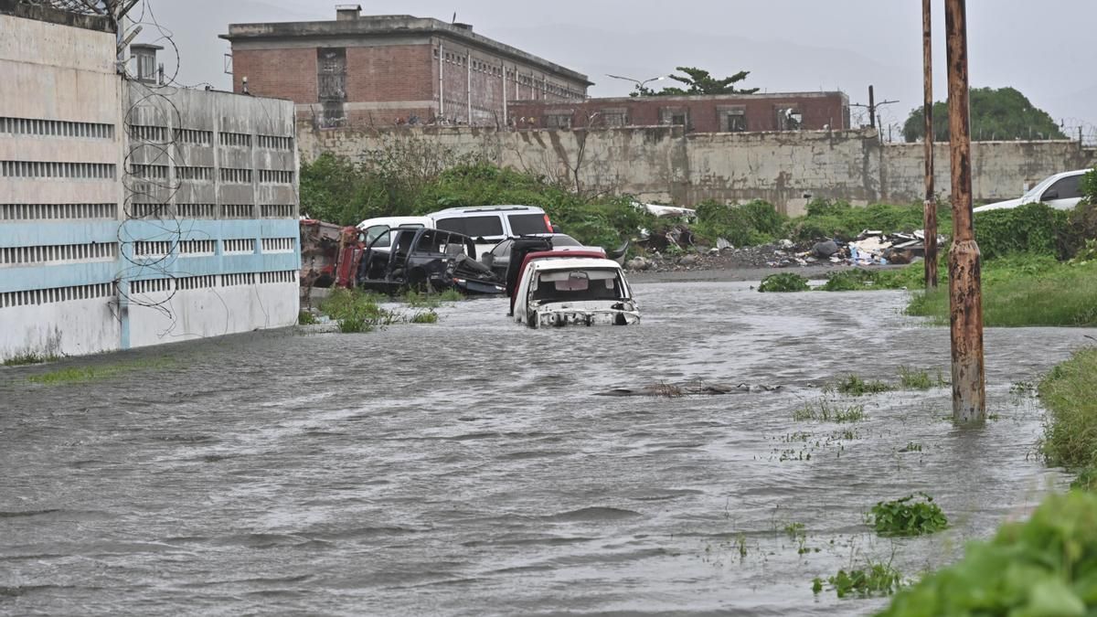 Jamaica pide precaución a la población por el riesgo de desplazamiento de caimanes a causa del huracán Melissa