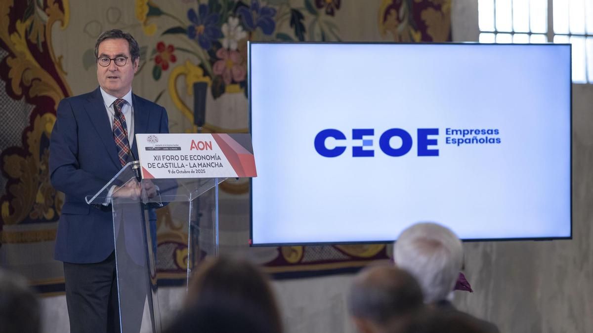 Garamendi tacha de «ocurrencia» la ampliación del permiso por fallecimiento: «Yo pediría 10 días para descansar de los anuncios de Trabajo»