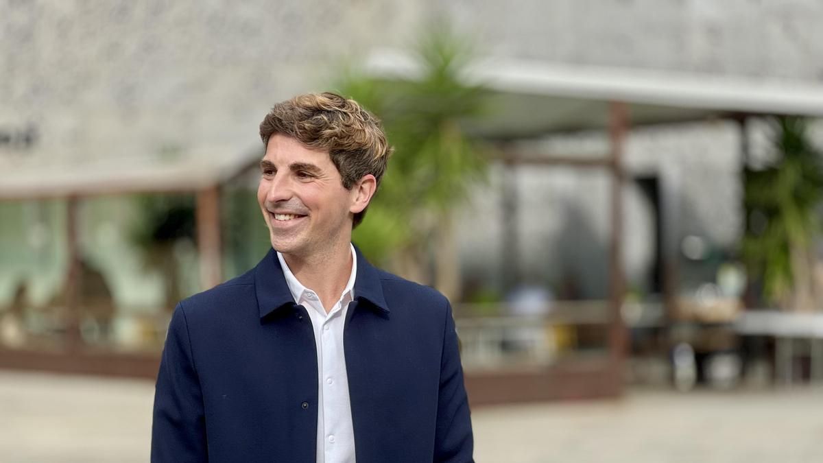 El PNV presenta a Jon Insausti como nuevo alcalde de Donostia, «un relevo con naturalidad y buena armonía»