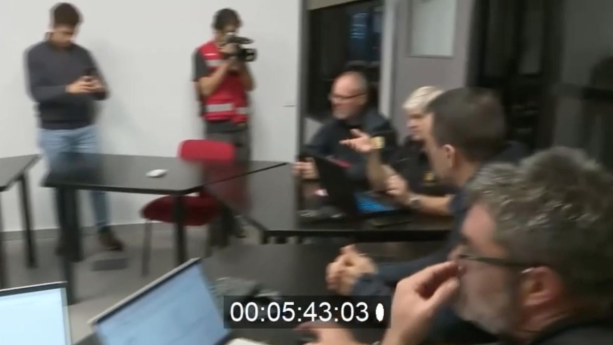 El jefe de prensa del presidente de la Diputación de Valencia también grabó videos de fragmentos del Cecopi en la dana