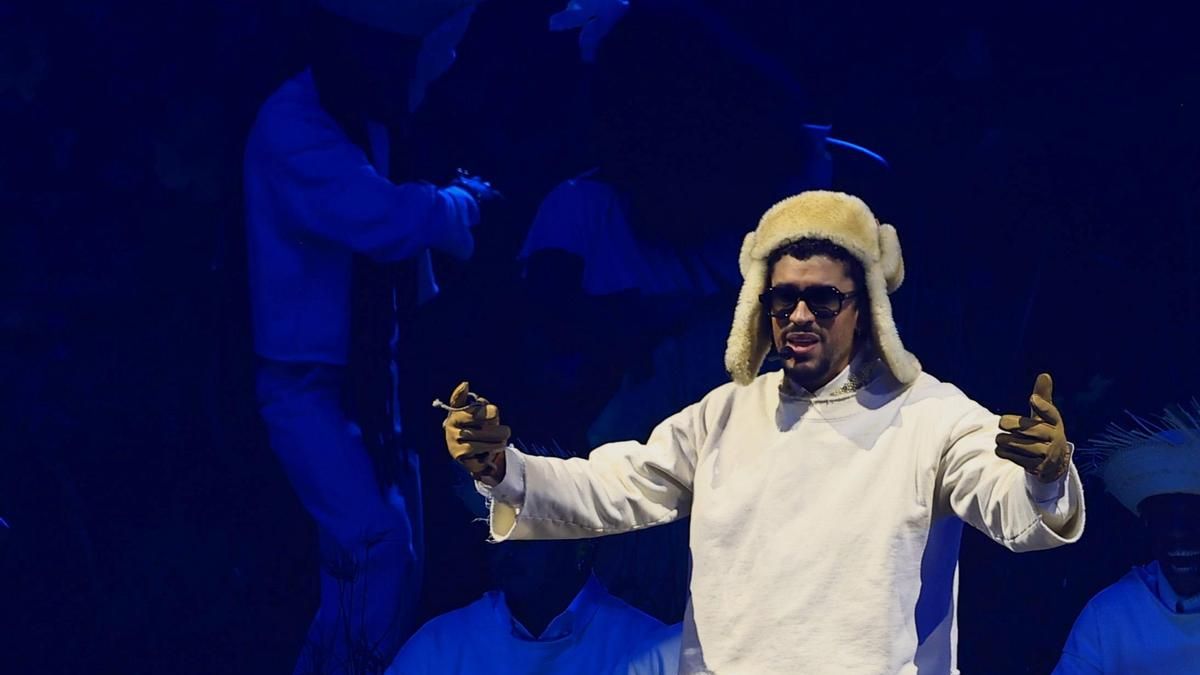 La ultraderecha trumpista, enfadada por la actuación de Bad Bunny en la Superbowl: «Será un espectáculo drag demoníaco»