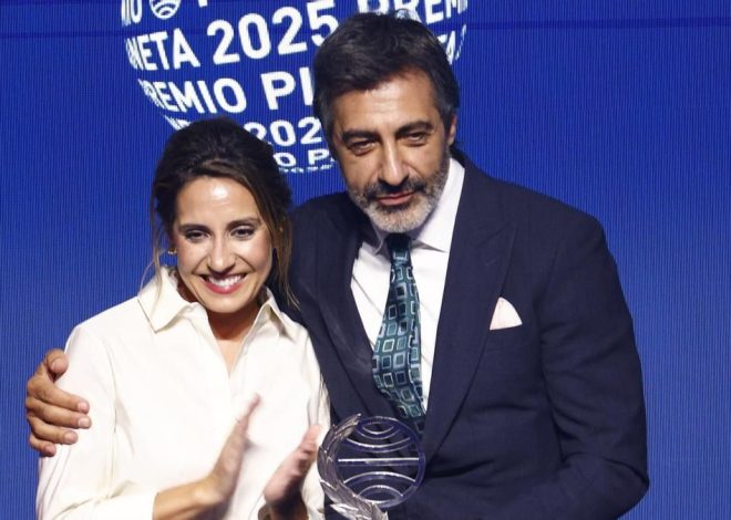 Juan del Val gana el premio Planeta por ‘Vera, una historia de amor’