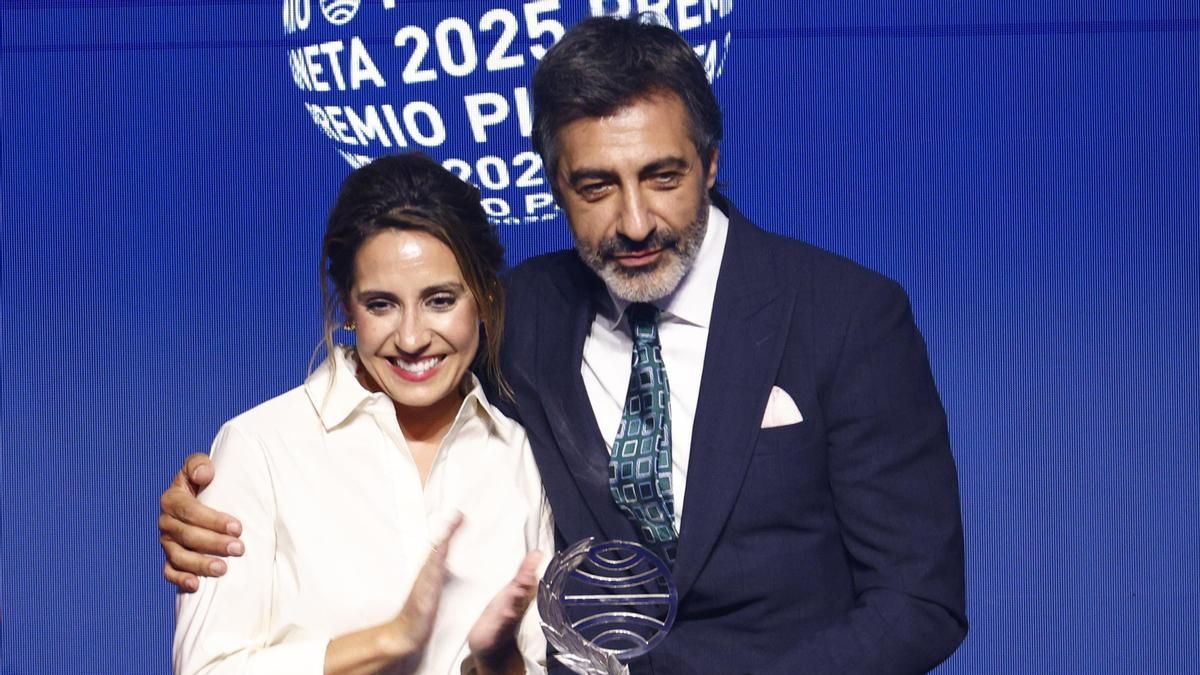 Juan del Val gana el premio Planeta por ‘Vera, una historia de amor’