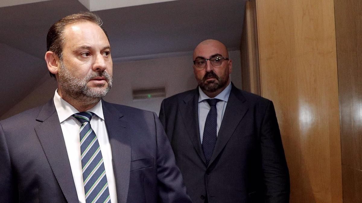 El PSOE atribuye el sobre con dinero del informe de la UCO al pago de gastos a Ábalos «justificados» y «auditados»