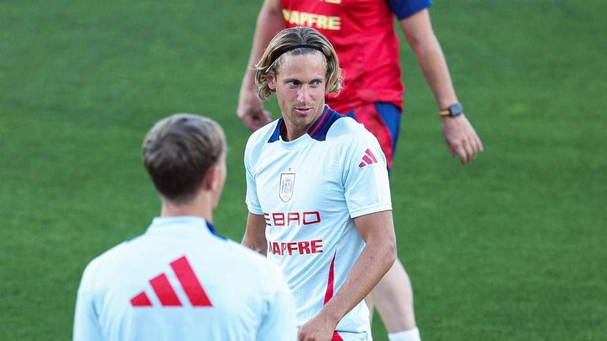 Marcos Llorente lleva la teoría de la conspiración de los ‘chemtrails’ a la selección española: «Lo digo con mucha naturalidad»