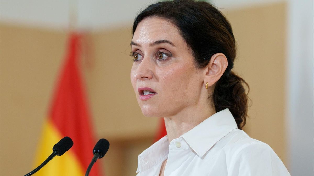 Ayuso evita respaldar la continuidad de Mazón: «Es algo que se tiene que ver de aquí al final de la legislatura»